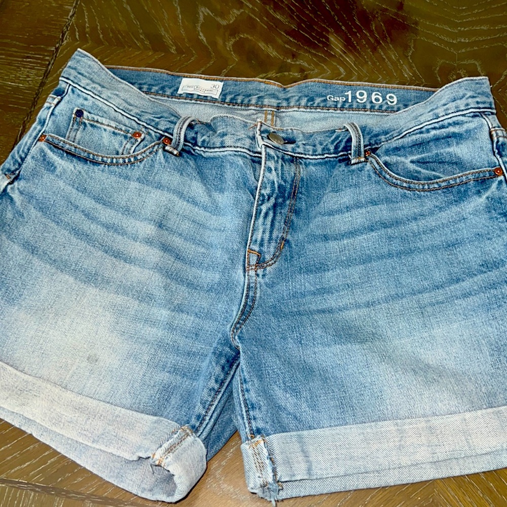 Gap boyfriend shorts 30 Jean
